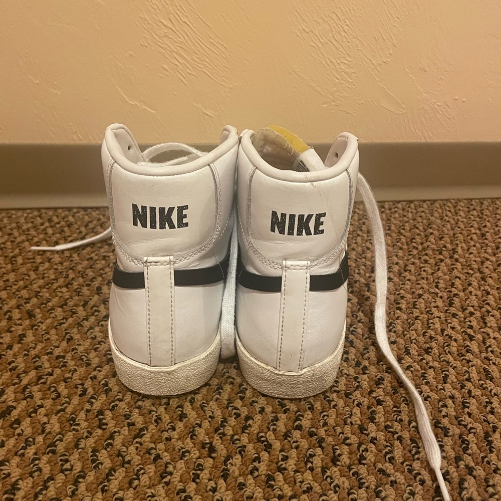 Nike Blazer Mid ‘77 !!